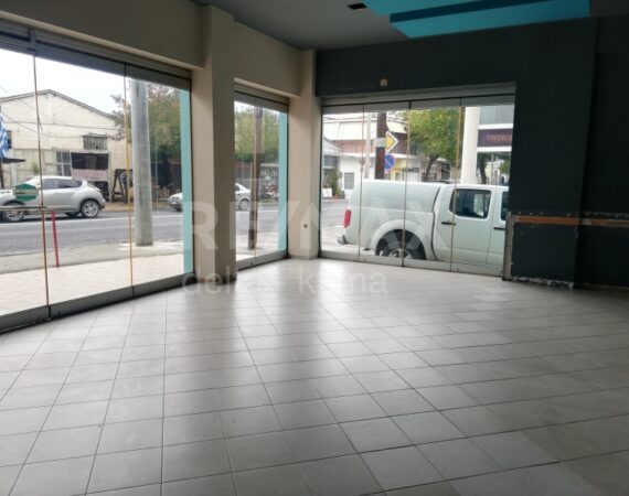 4359-81633896.jpg